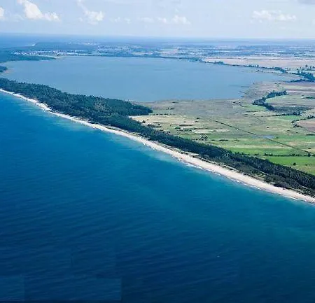 Nad Morzem I Jeziorem Dworek