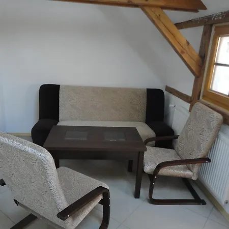 Nad Morzem I Jeziorem Dworek *