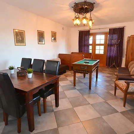 Feriegård Nad Morzem I Jeziorem Dworek *