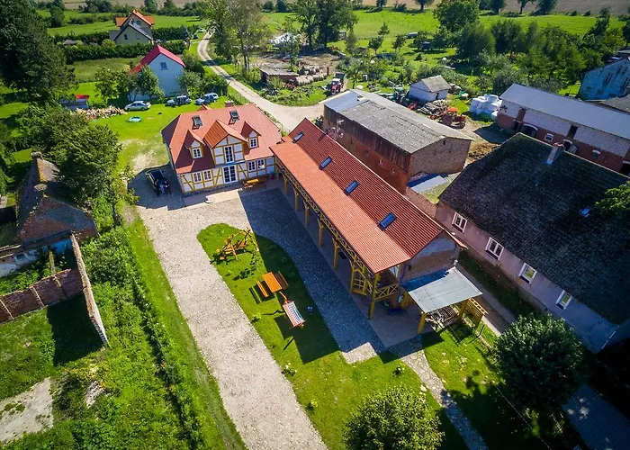 Nad Morzem I Jeziorem Dworek * Kopań