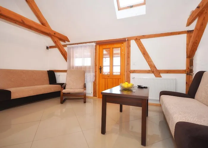 Nad Morzem I Jeziorem Dworek * Kopań