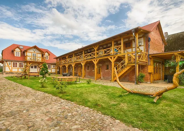 Nad Morzem I Jeziorem Dworek Agroturismo *